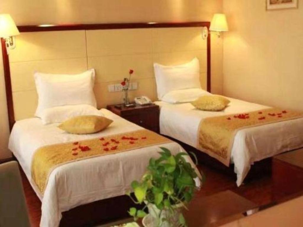 Greentree Inn Taiyuan Pingyang Road Business Hotel Buitenkant foto